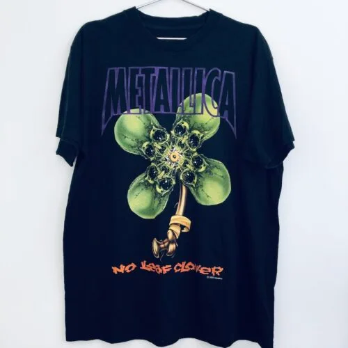 Front view of full Metallica No Leaf Clover graphic tee