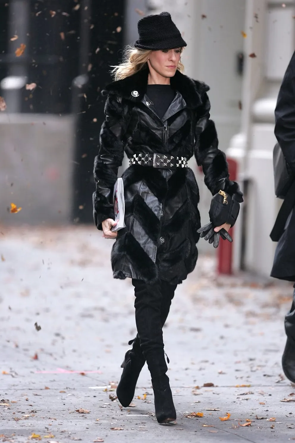 Carrie Bradshaw belt, black leather studded belt, Sex and the City accessory, iconic TV fashion, pyramid stud waist belt